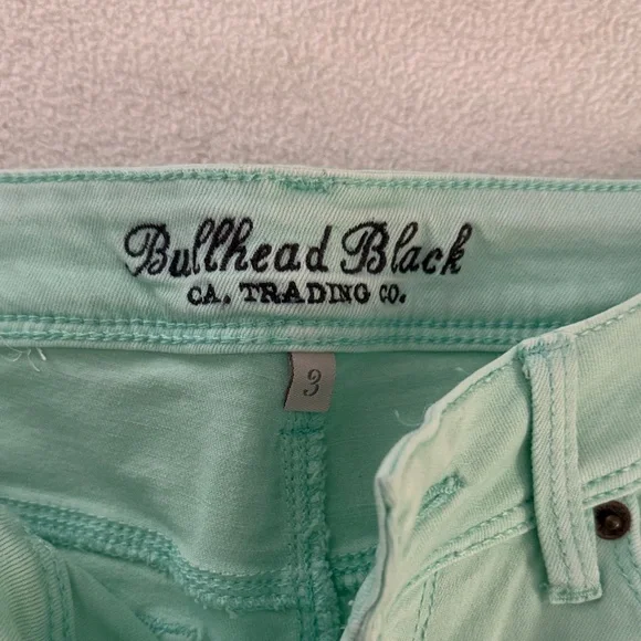 Bullhead Women's Light Green Skinny Jeans - Picture 2 of 5